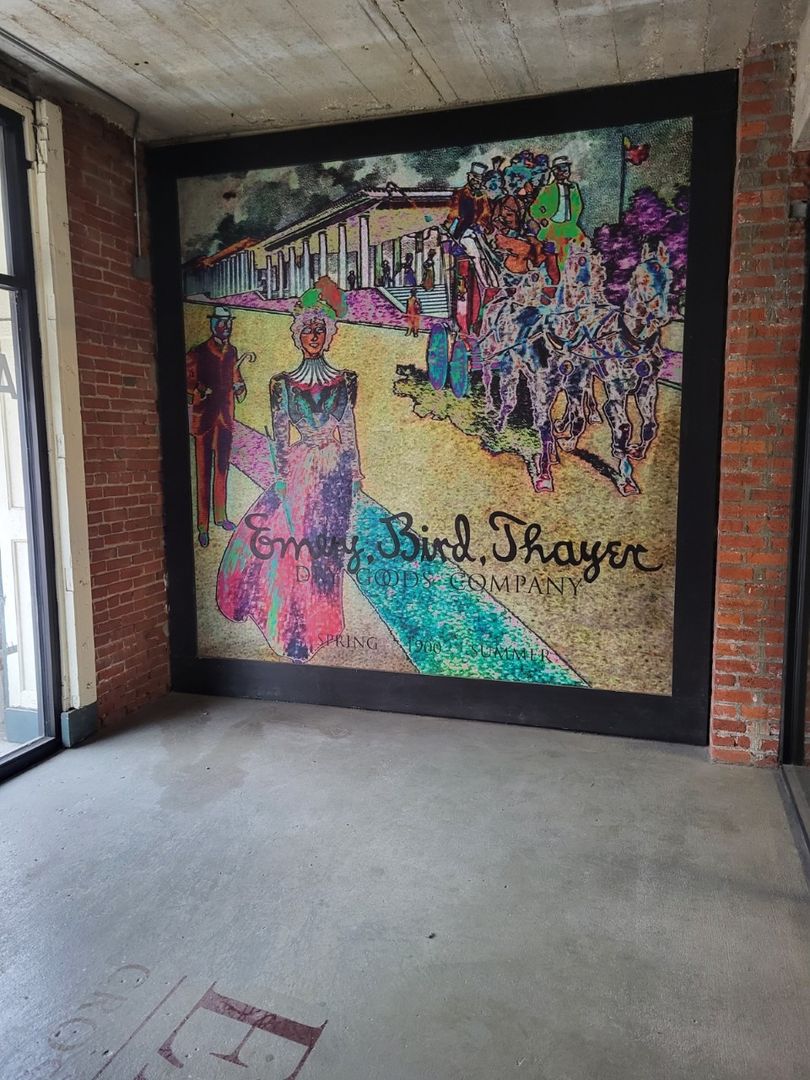 Kansas City Apartment: 1601 Walnut Street