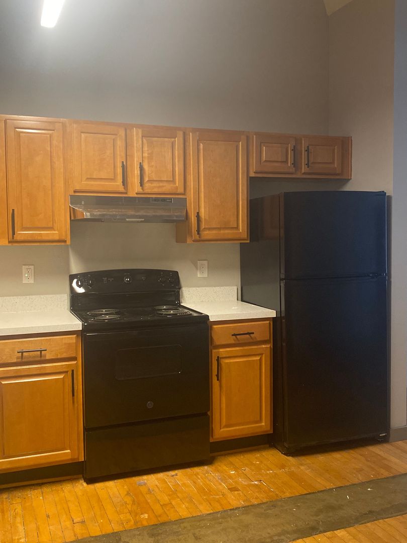 Kansas City Apartment: 1004 Baltimore Ave