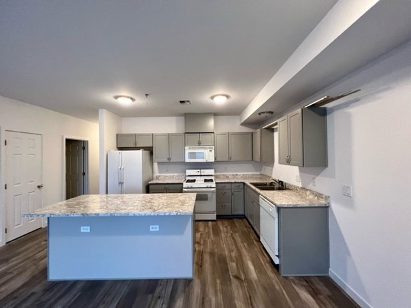 Ferndale Apartment: 5711 Vista Drive