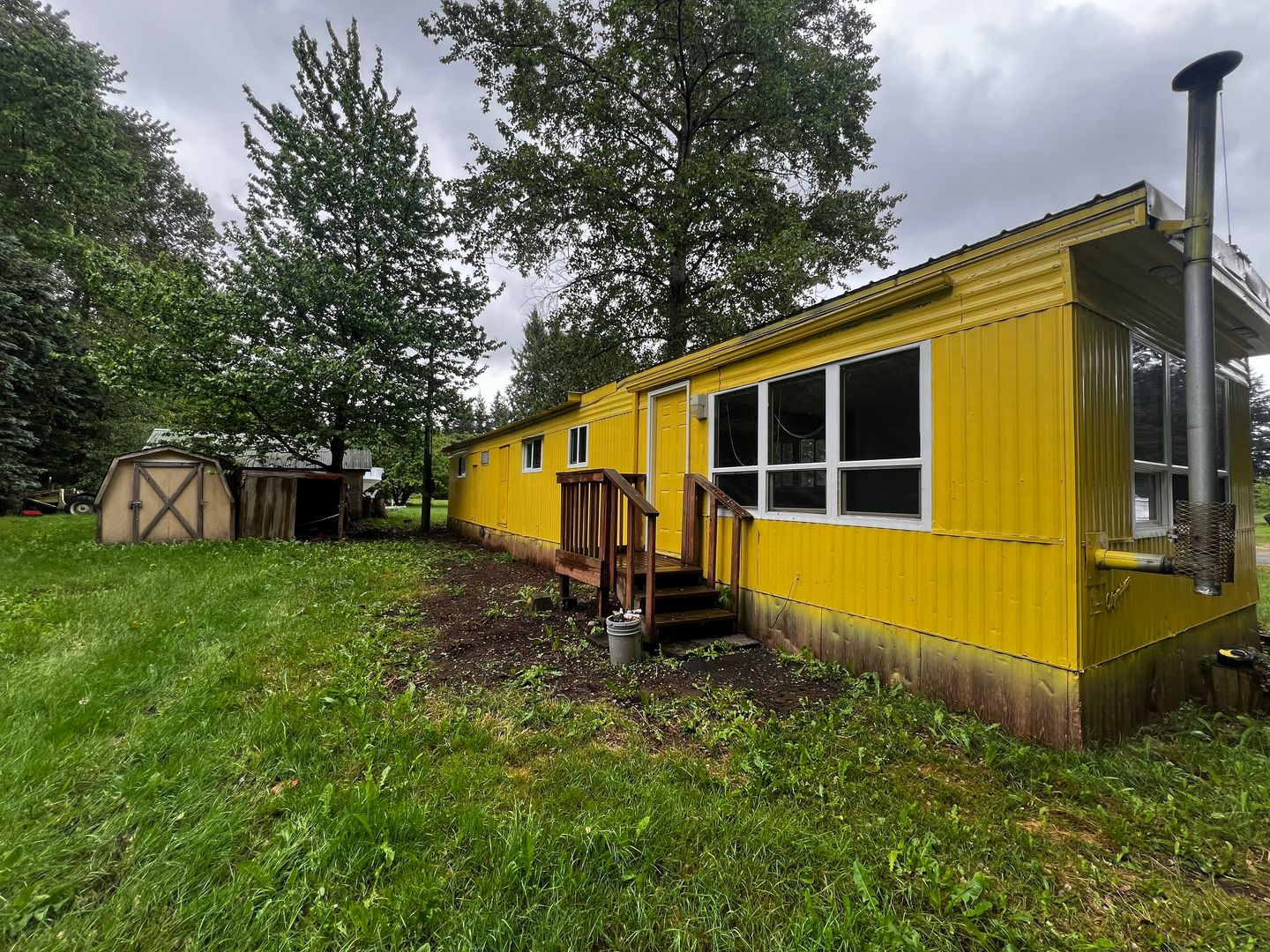 Ferndale House: 7592B Woodland Rd.