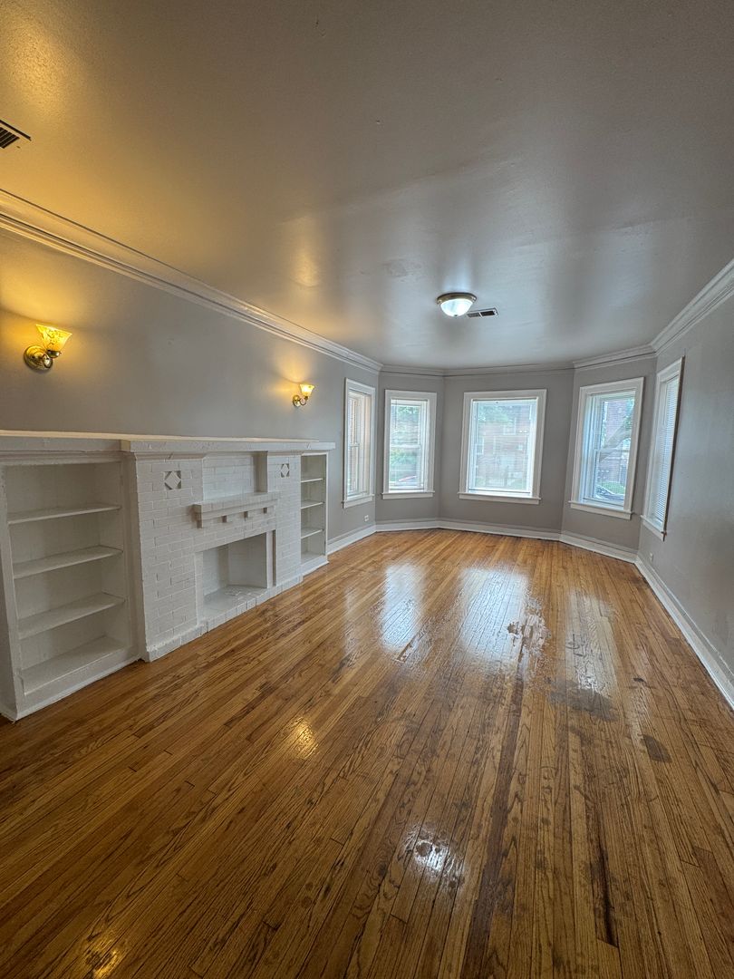 Chicago Apartment: 7801-03 S Marshfield, 1615-17 W 78th St