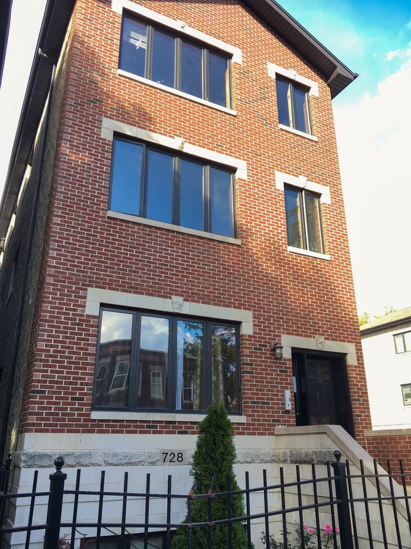 Chicago Apartment: 718,720, 728 W 50th St