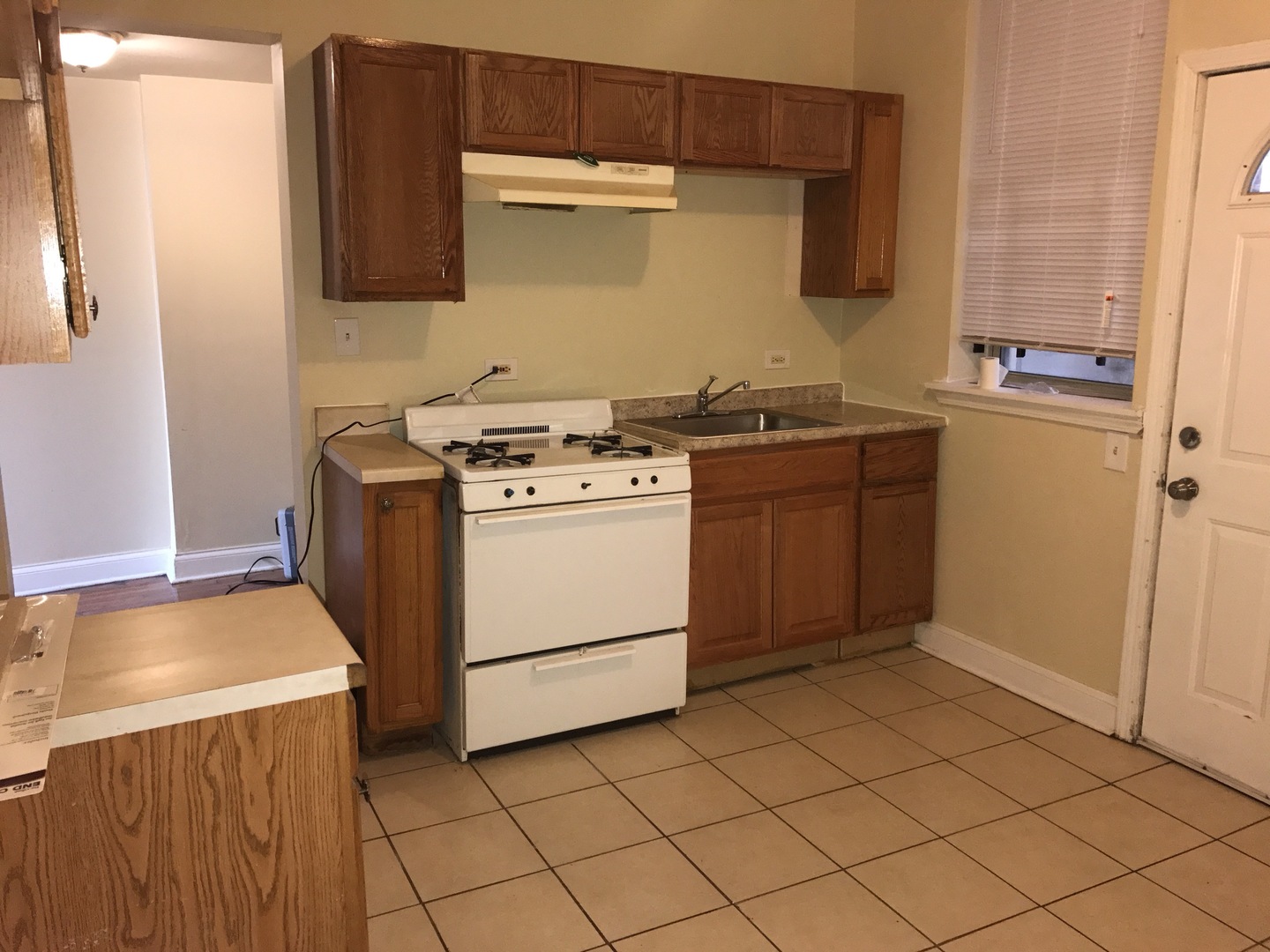 Chicago Apartment: 5315-25 W. Washington