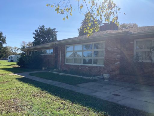 Quiet Living in Sandston – photo 1