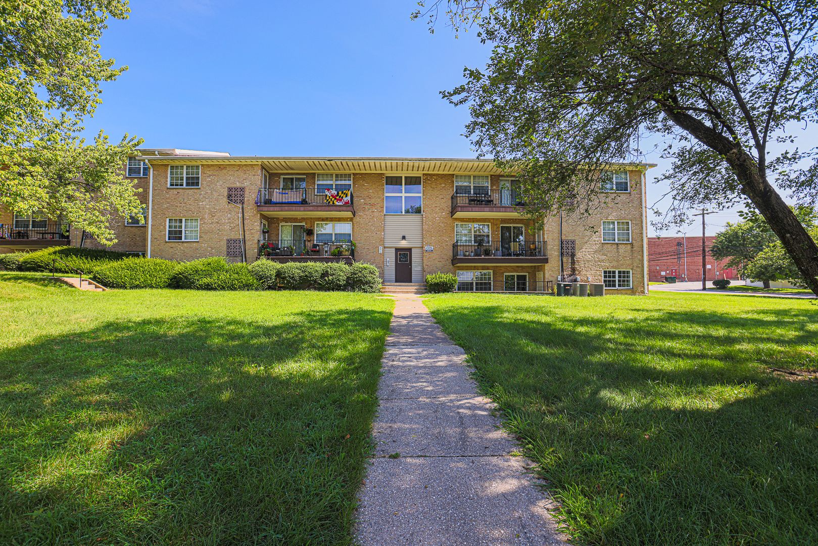 Baltimore Apartment: 6502 McClean Blvd