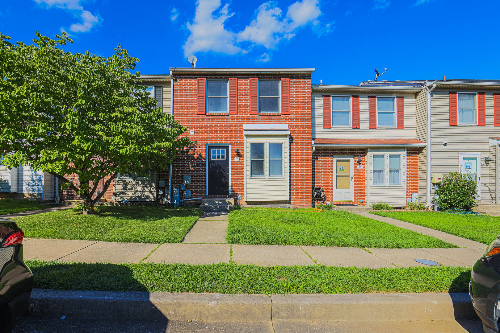 Middle River House: 17 Pocasset Court