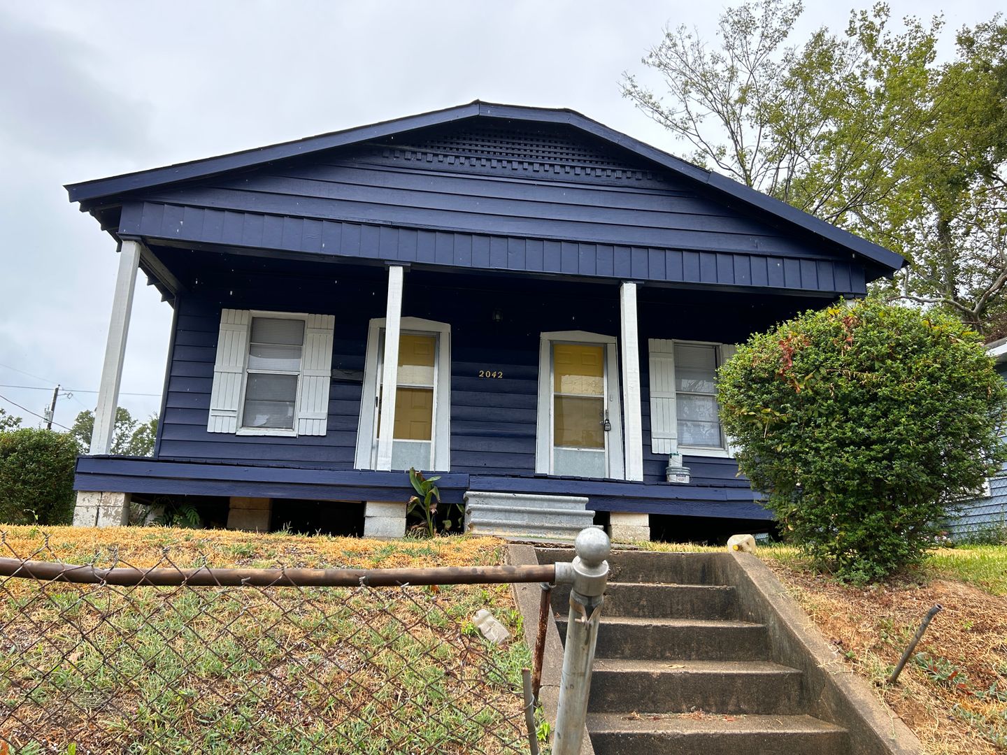 Shreveport House: 2042 Laurel St