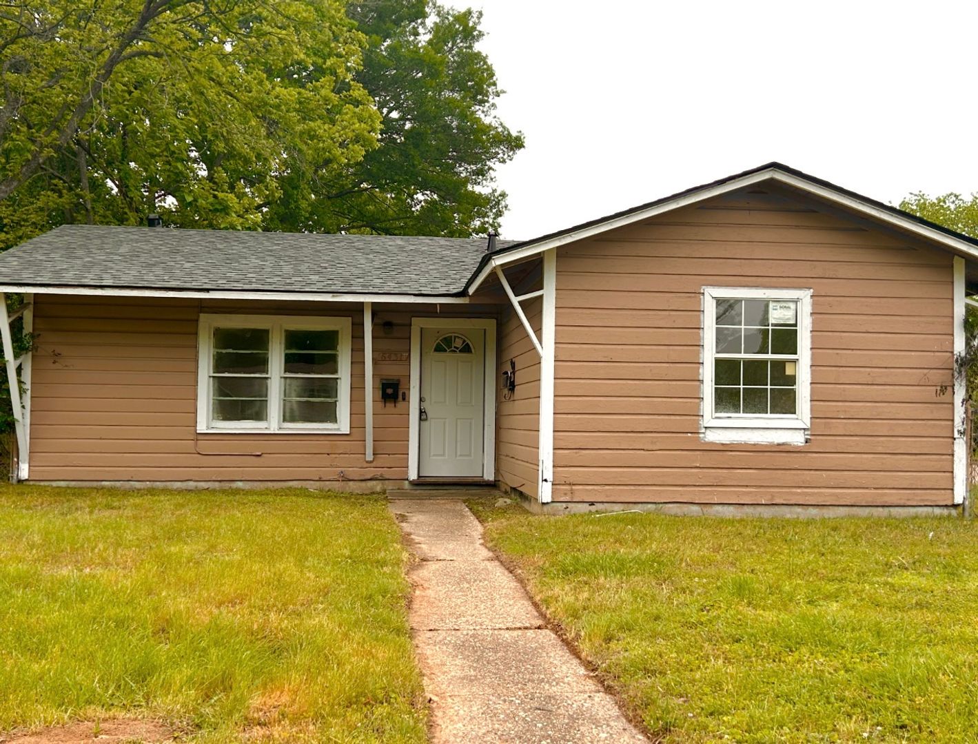 Shreveport House: 6431 W Canal Unit B