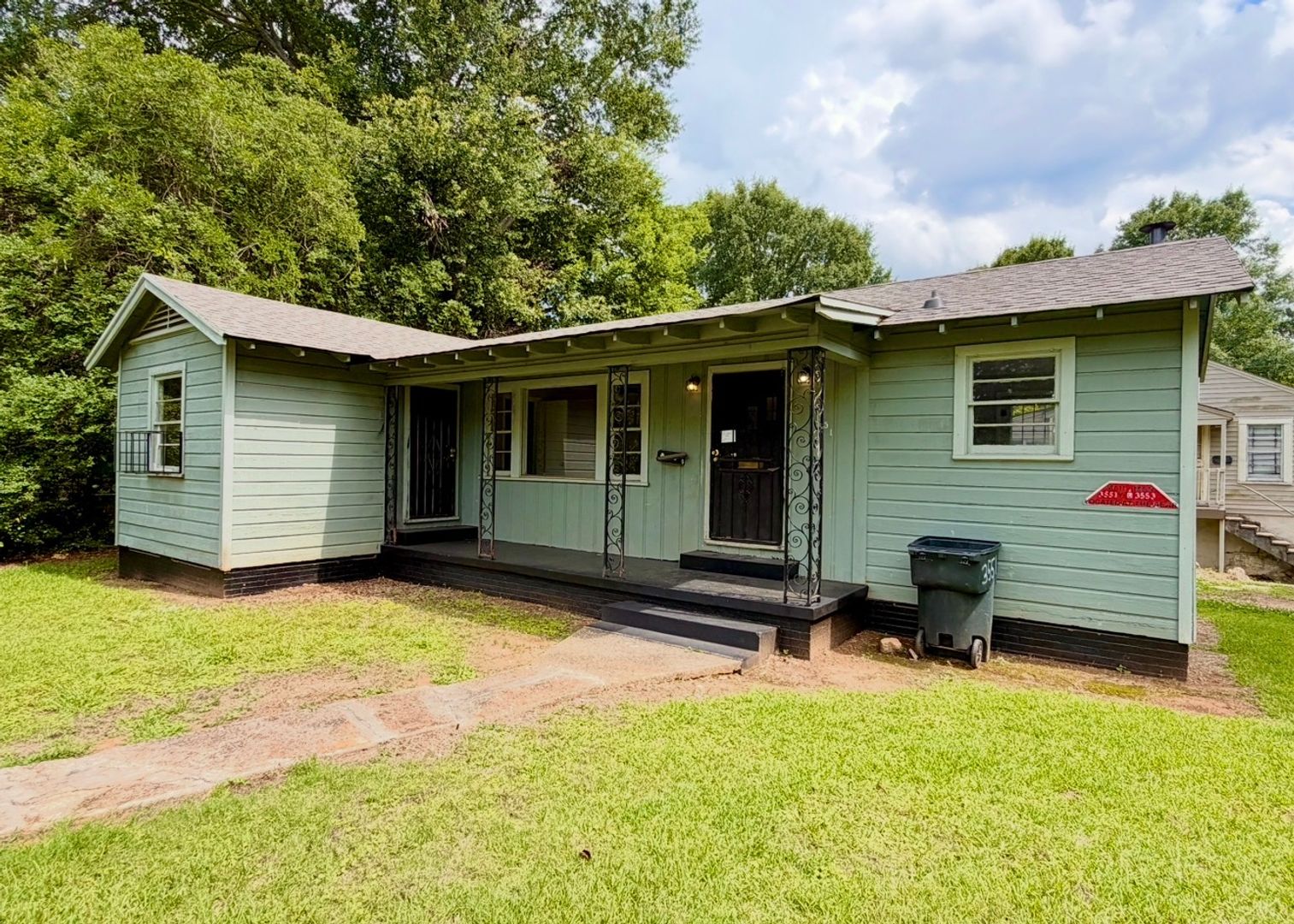 Shreveport Apartment: 3551 W College St
