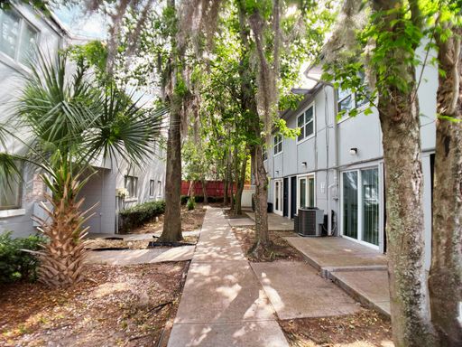 Arco Place Move In Specials! – photo 1