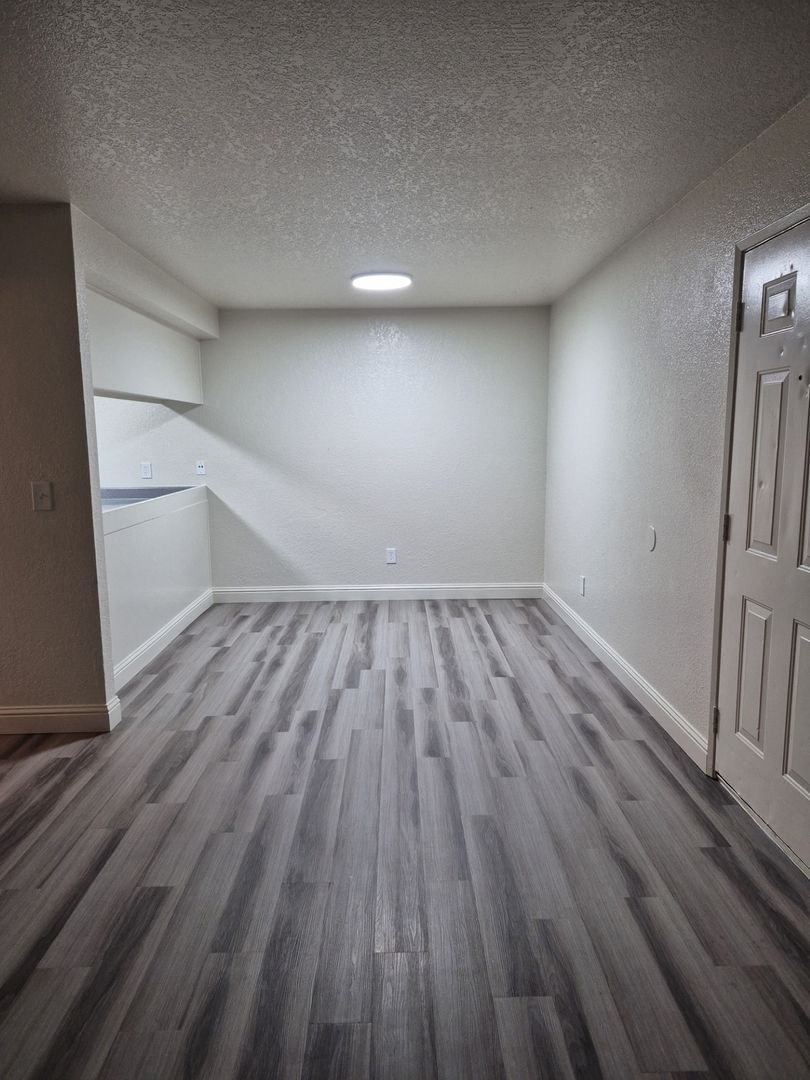 North Highlands Apartment: 3800 Madison Ave