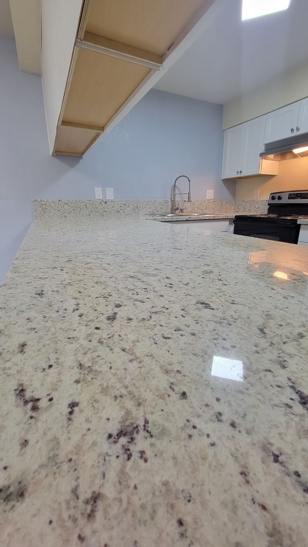 North Highlands Apartment: 3800 Madison Ave