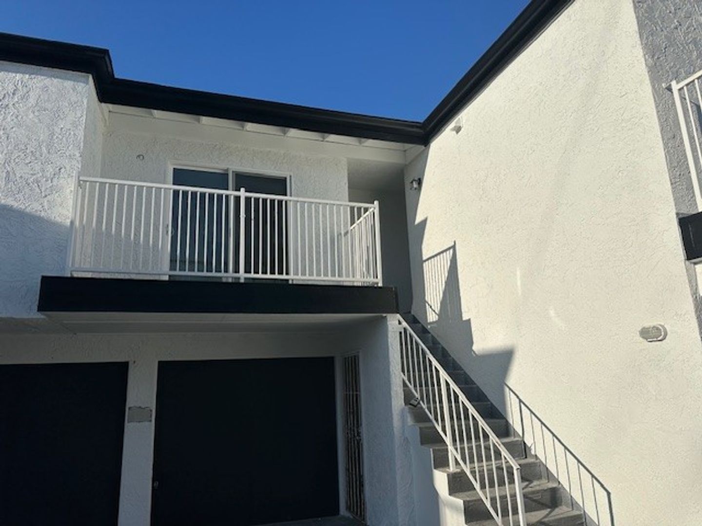 Huntington Beach Apartment: 225 7th Street