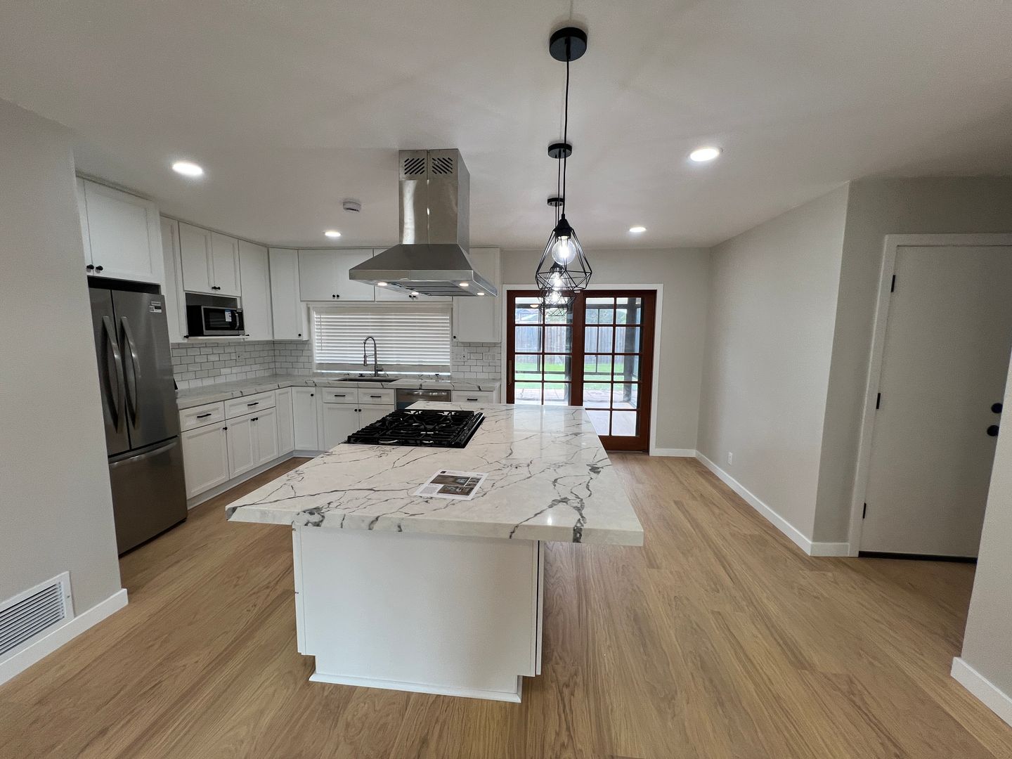 Huntington Beach House: 10231 Halawa Drive