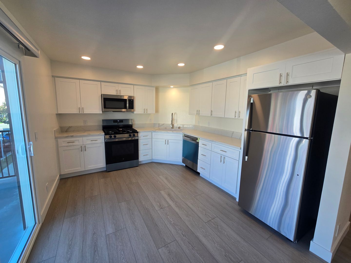 Huntington Beach Apartment: 225 7th Street