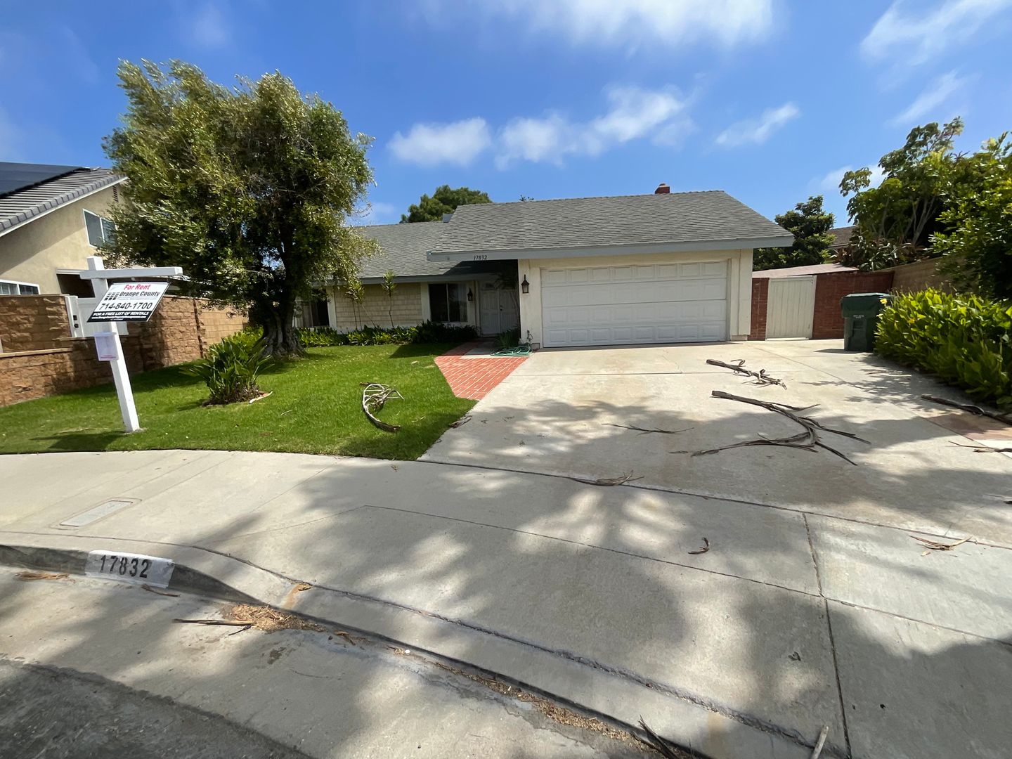HUNTINGTON BEACH House: 17832 CARDIFF CIRCLE