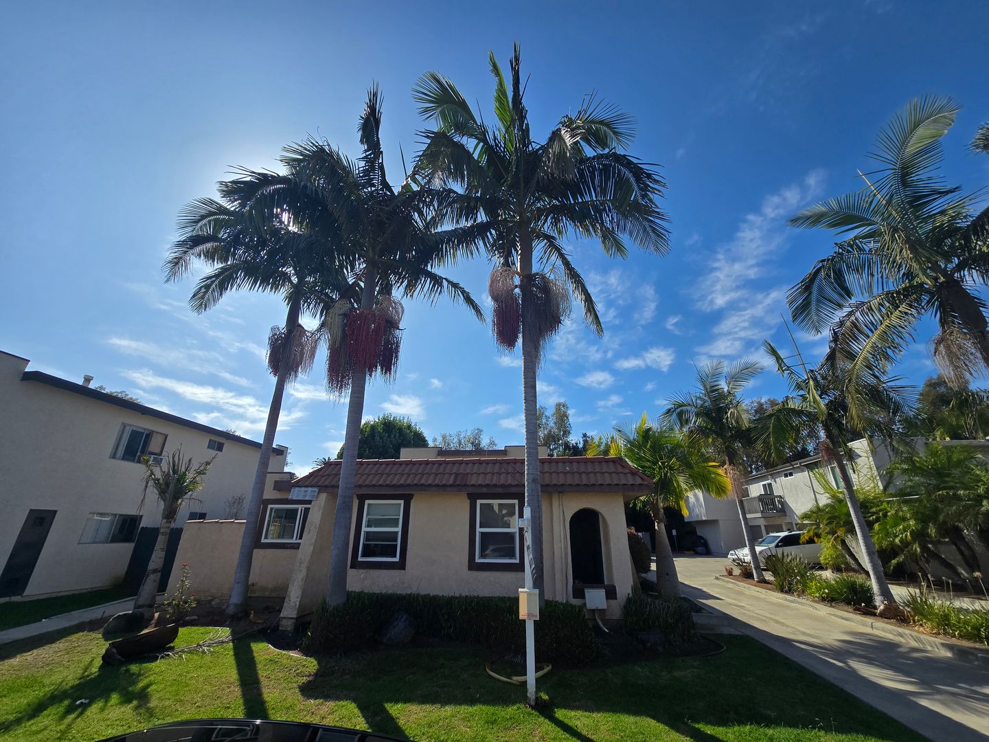 HUNTINGTON BEACH Apartment: 18671 LIBRA CIRCLE