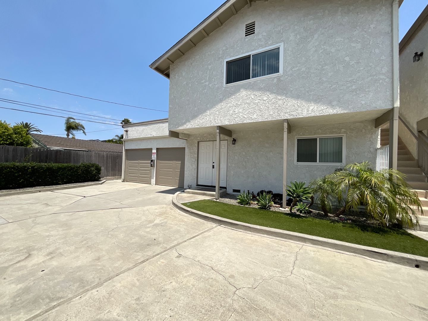 Costa Mesa Apartment: 2641 Santa Ana Ave