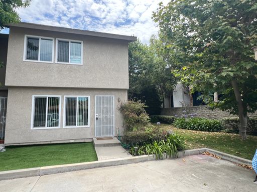 2 Bedroom 2. 5 Bath Attached Townhouse – photo 1