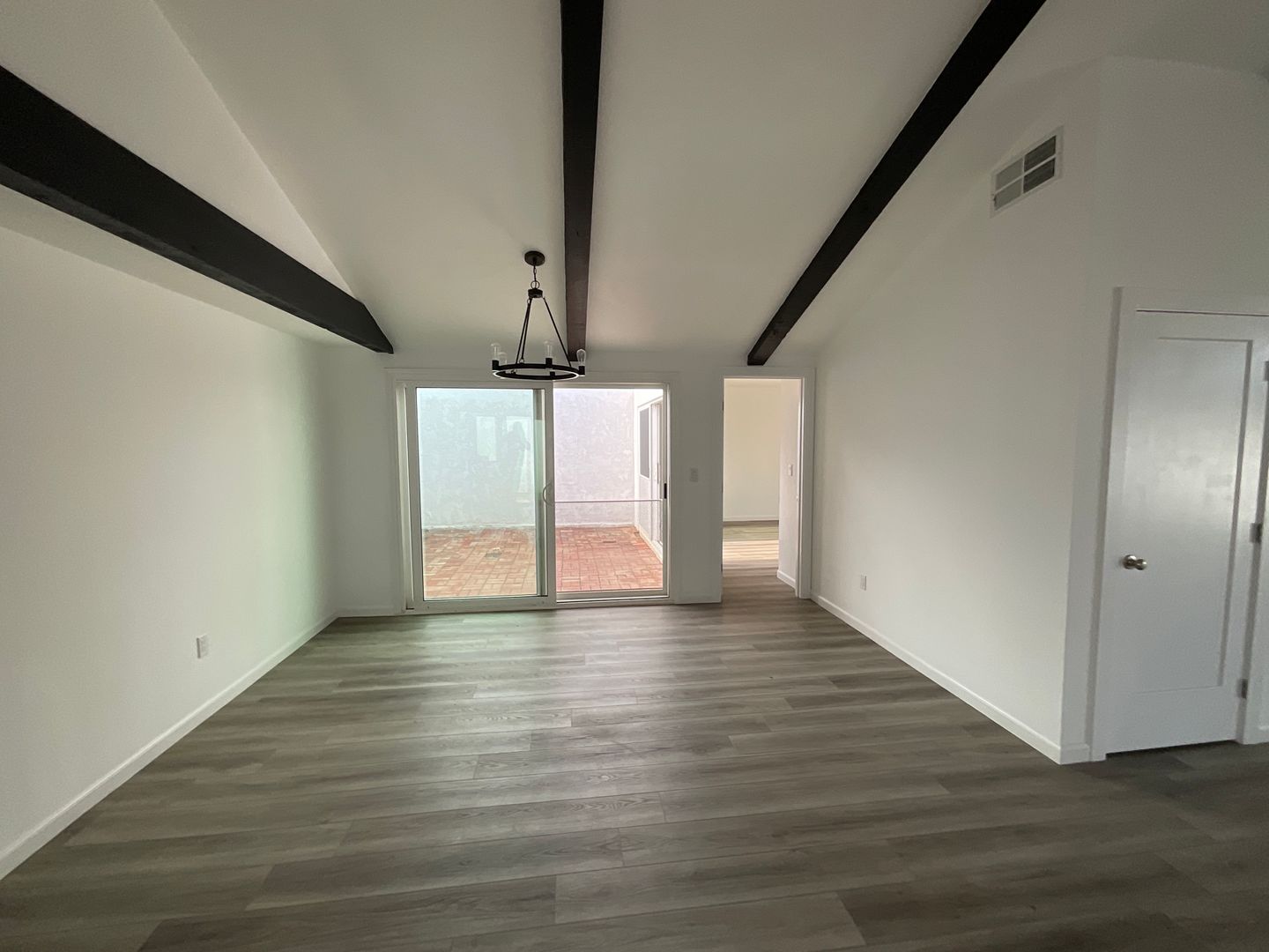 Costa Mesa House: 3351 Nevada Ave