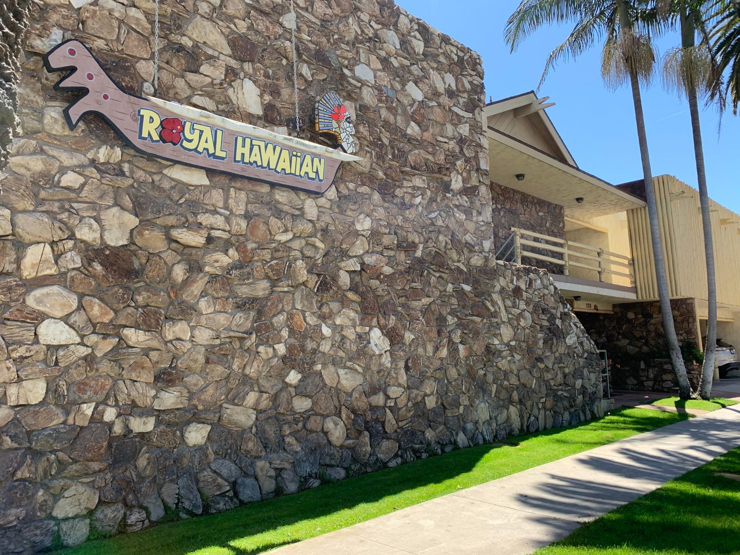 Huntington Beach Apartment: 220 12th Street