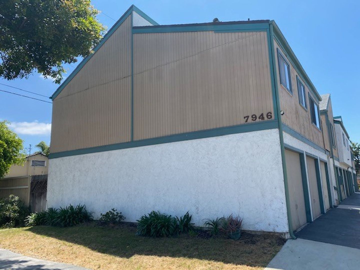 Huntington Beach Apartment: 7946 Aldrich Drive