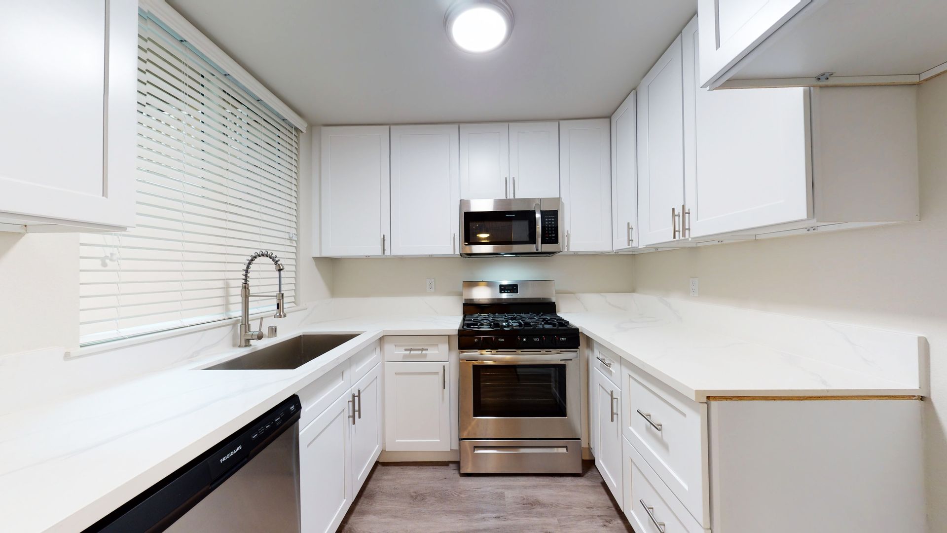 LOS ANGELES Apartment: 1247 STONER AVENUE