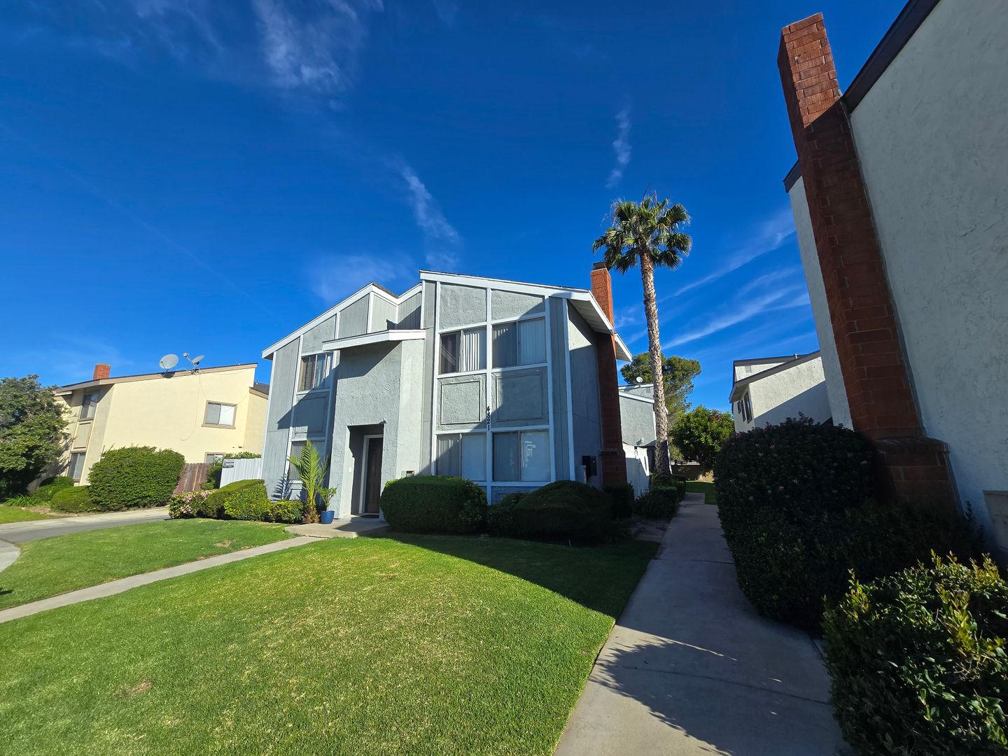 HUNTINGTON BEACH Apartment: 4821 NEELY CIRCLE