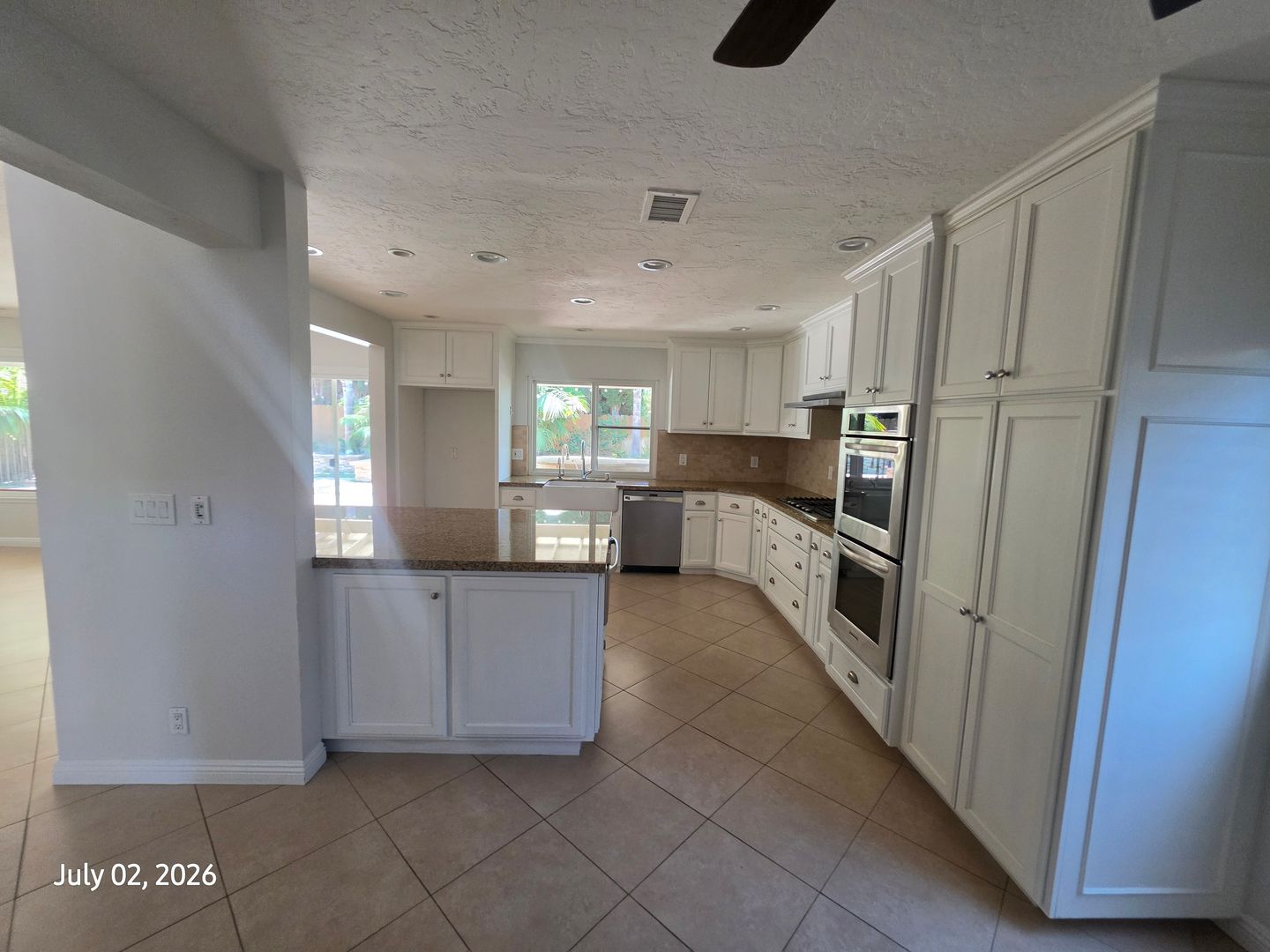 IRVINE House: 4082 SALACIA DR