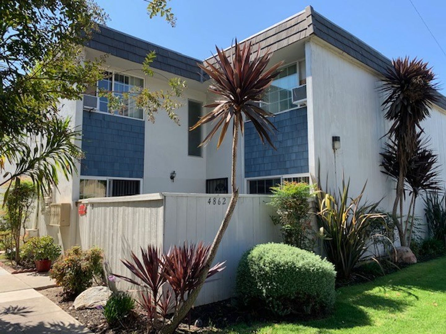 HUNTINGTON BEACH Apartment: 4862 KONA DRIVE