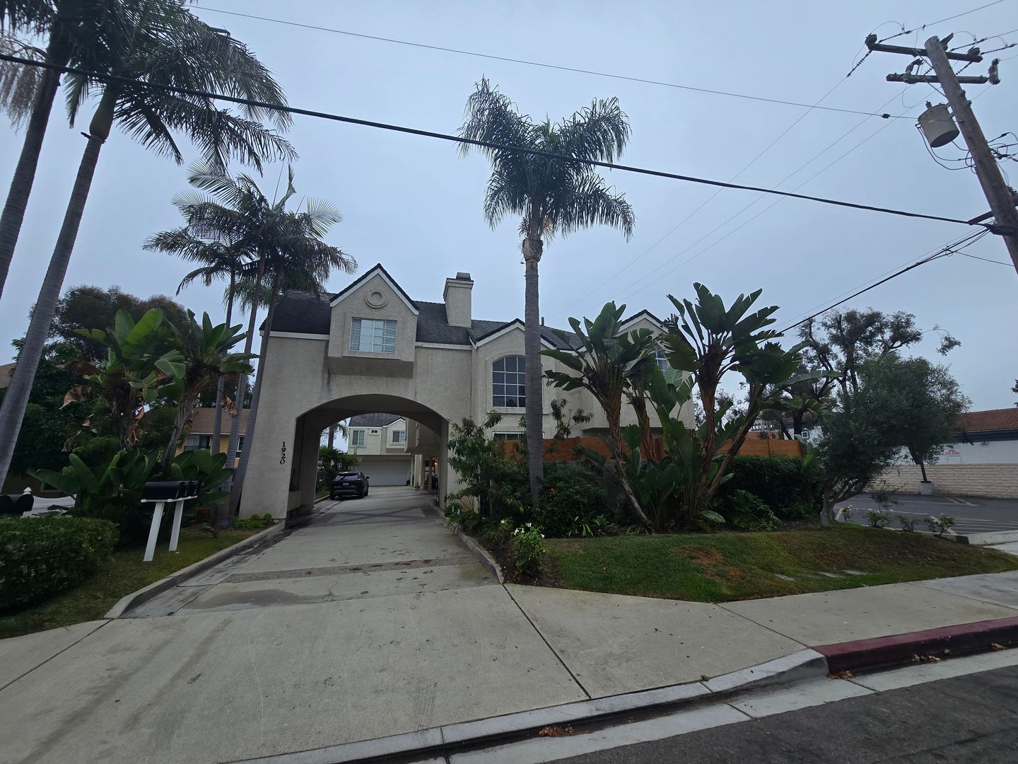 Costa Mesa House: 1920 Maple Avenue #C