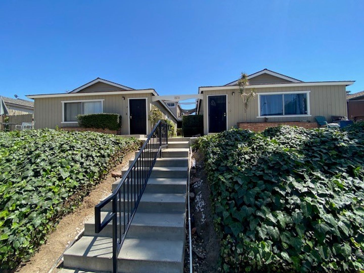 FULLERTON Apartment: 2672 MILTON AVENUE