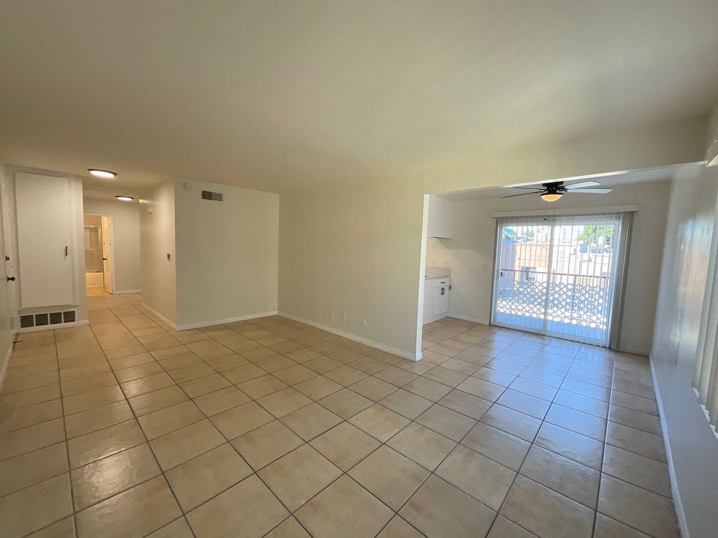 Tustin Apartment: 15861-67 S Myrtle Avenue