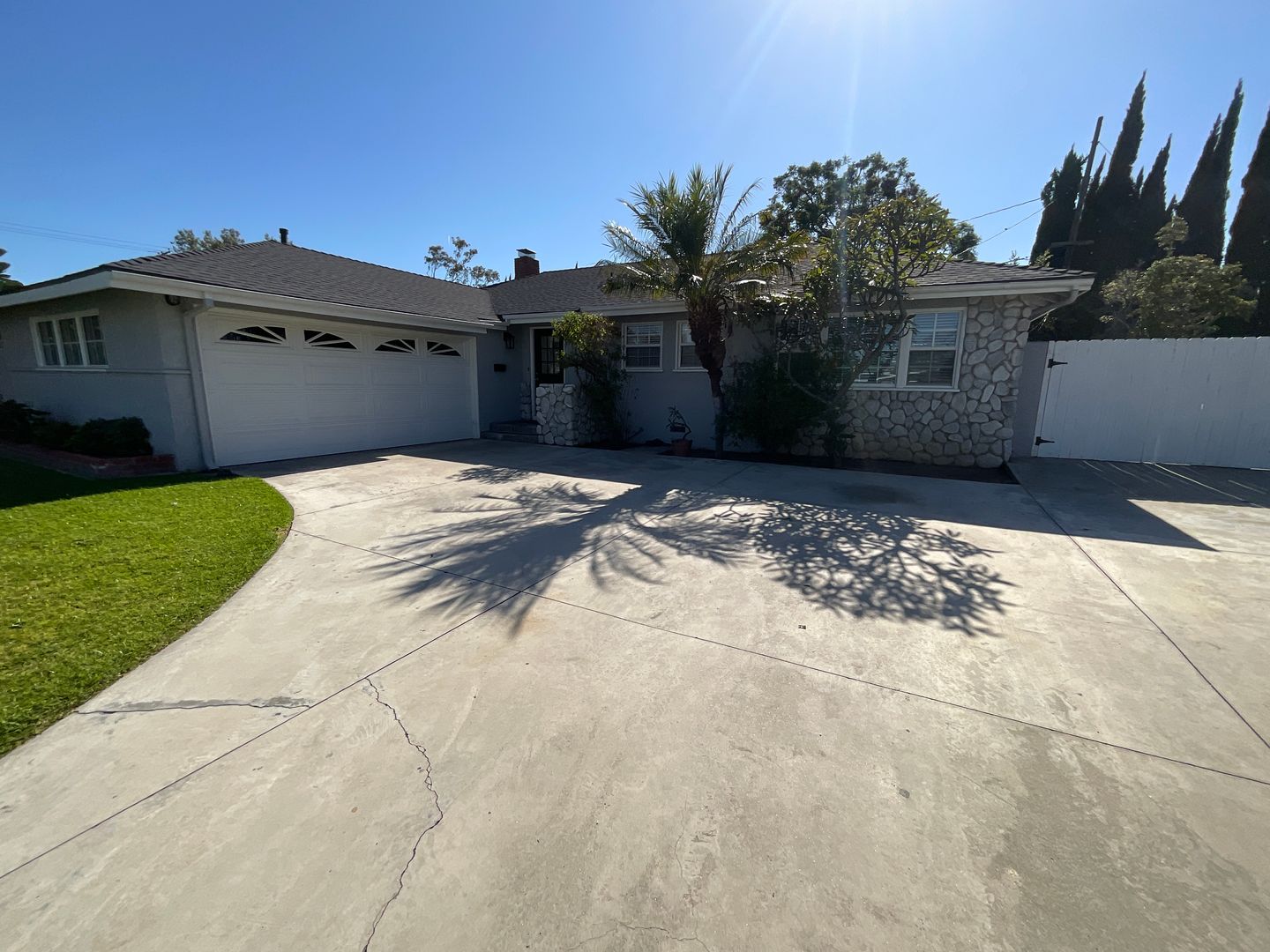 Garden Grove House: 12191 Carthay Circle