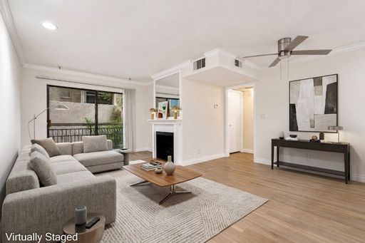 **Elevated Hollywood Living | Beautifully Renovated 1-Bedroom Residence** – photo 1