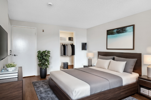 **Sophisticated Hollywood Living | Fully Renovated Studio in the Heart of Hollywood** – photo 1