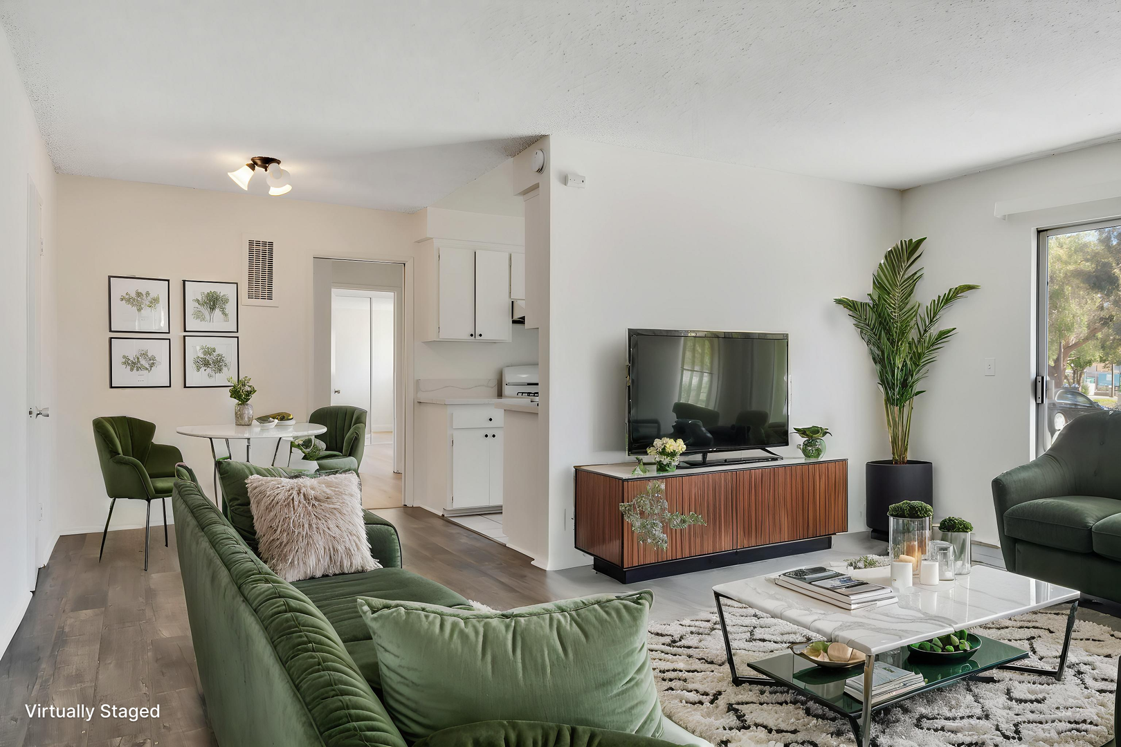 Santa Monica Apartment: 1518-1522 Euclid St