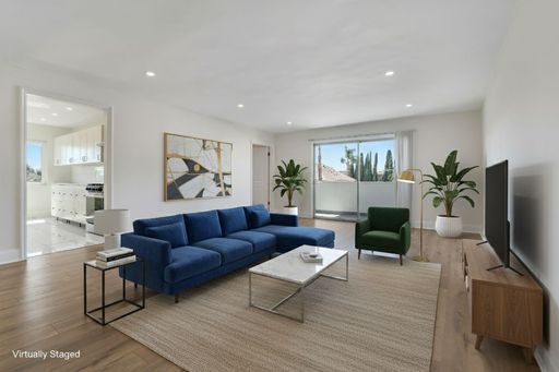 **Exceptional 3-Bedroom, 2-Bath Residence | Prime Beverly Hills Adjacent / West LA Location** – photo 1