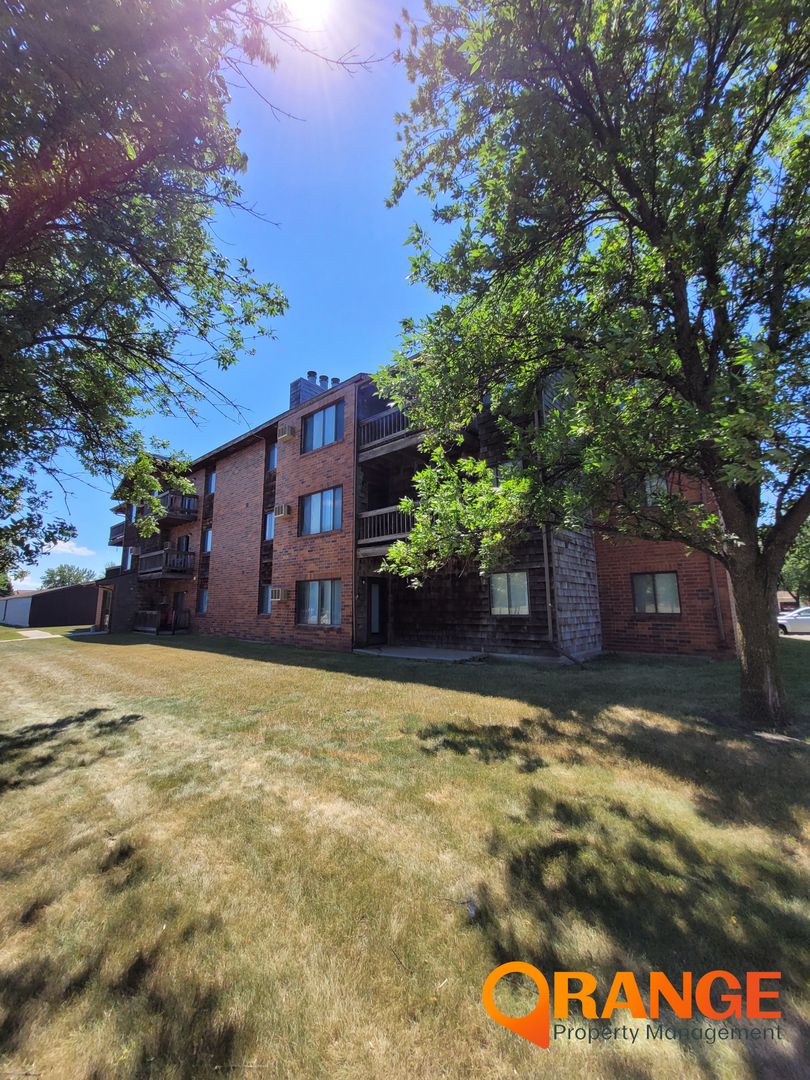 Wahpeton Apartment: 1457 11th St North; 1468 12th St North
