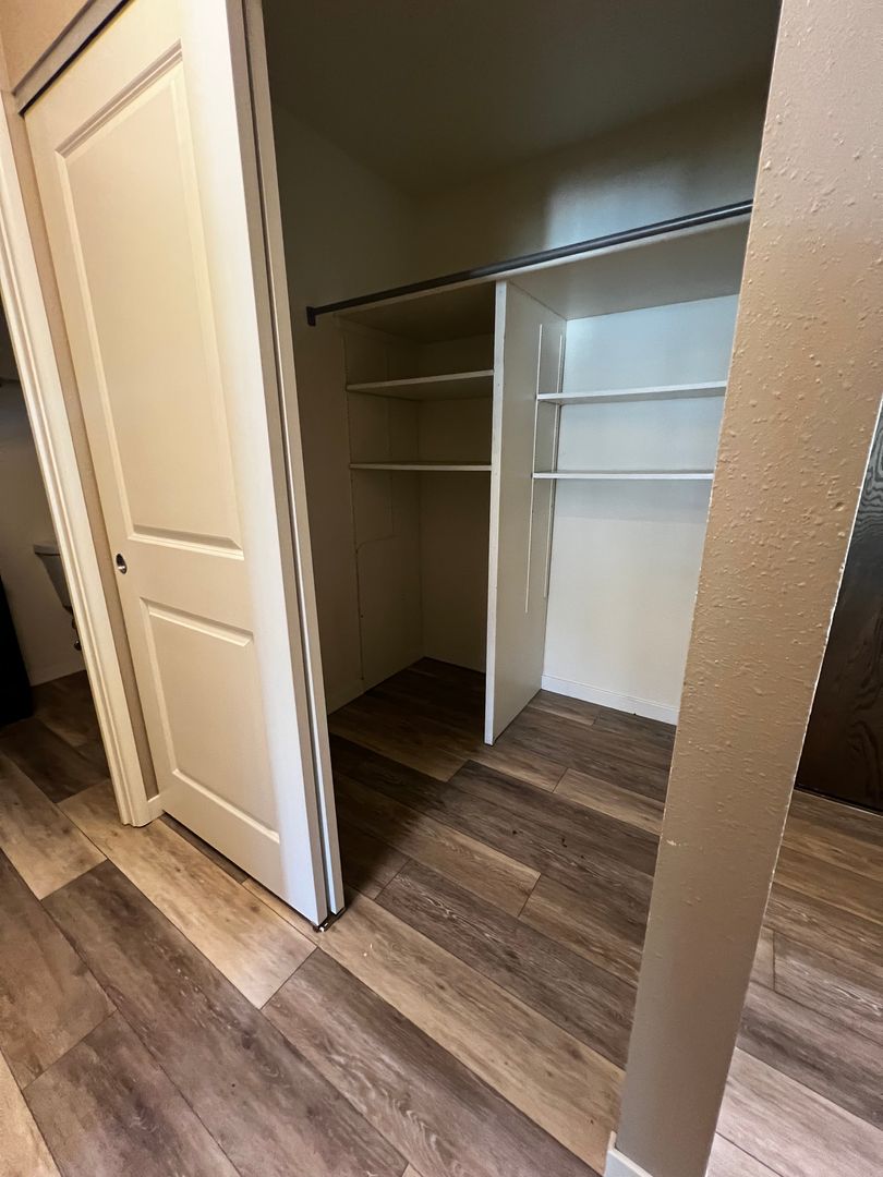 419 11th Ave. S. 302, Fargo, ND 58103