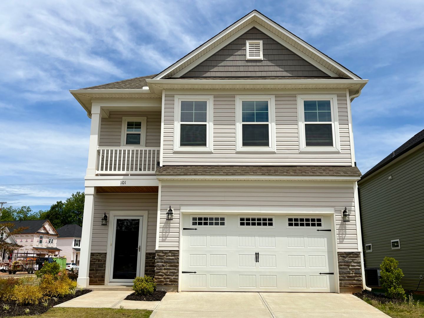 Easley House: 101 Brown Circle