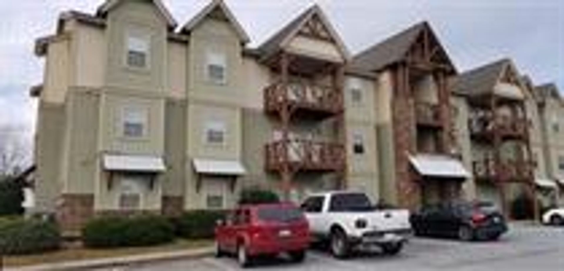 Seneca Apartment: 1621 Muscovy Way