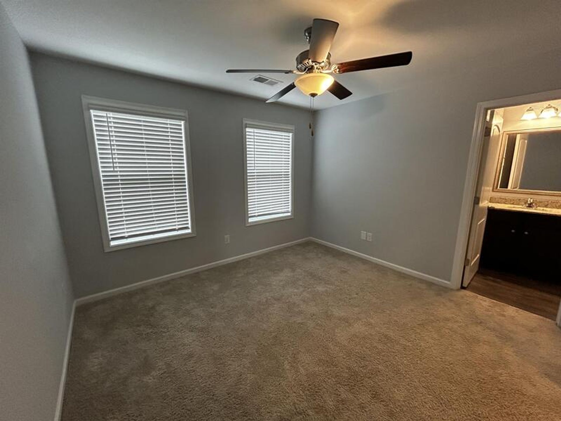 Anderson Apartment: 138 Adger Road