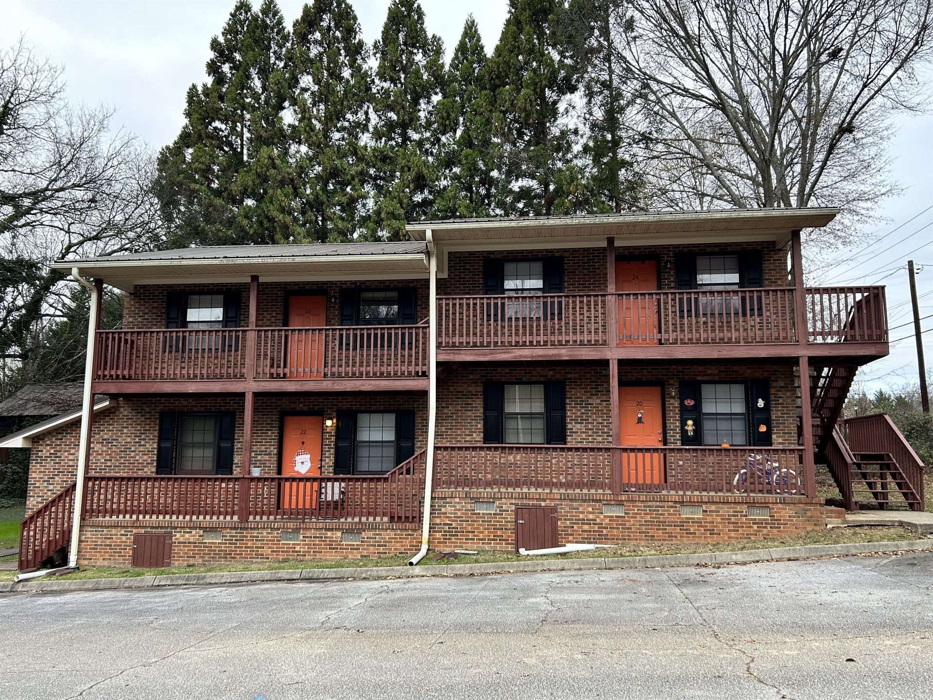 Clemson Apartment: 204 Calhoun Street Unit 20