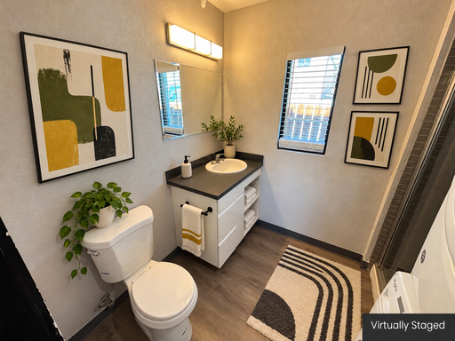 218 S. 11th St.  - 4, Las Vegas, NV 89101