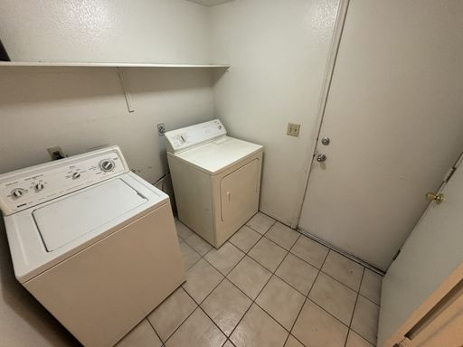 8144 Hydra Ln, Las Vegas, NV 89128