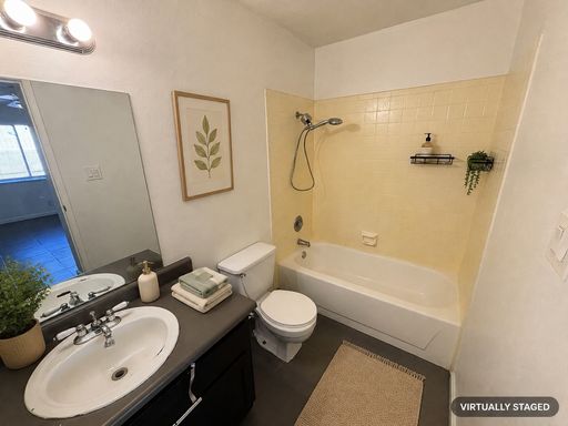 6940 Hopkins Drive Unit B, Las Vegas, NV 89156