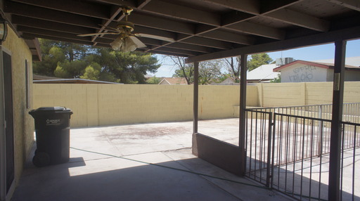 44 Logan St, Las Vegas, NV 89110