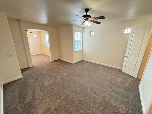 10735 Knickerbocker Ave., Las Vegas, NV 89166