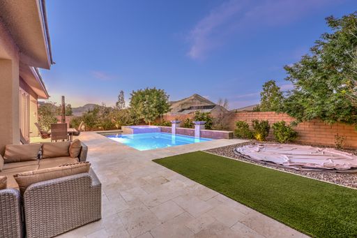 11180 Torch Cactus Dr, Las Vegas, NV 89138